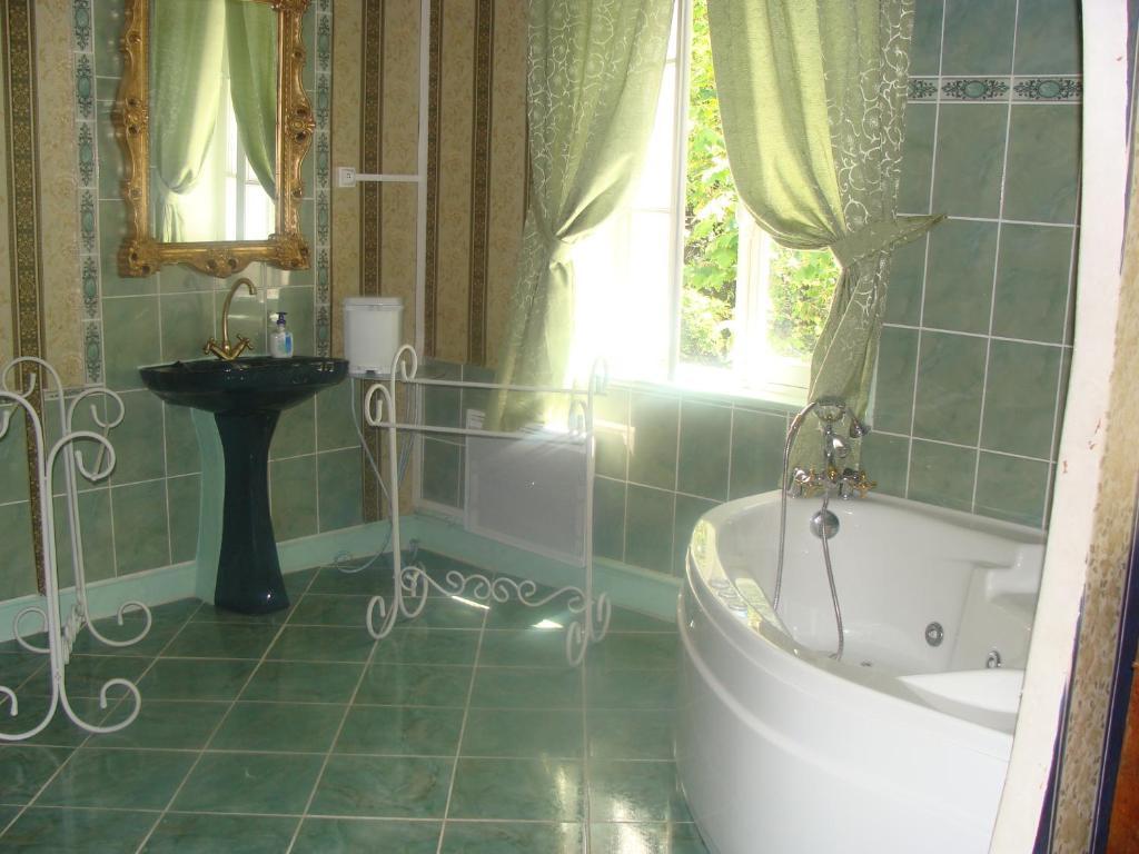 Le Relais Du Silence Chateau Lavail Labastide-dʼAnjou 객실 사진